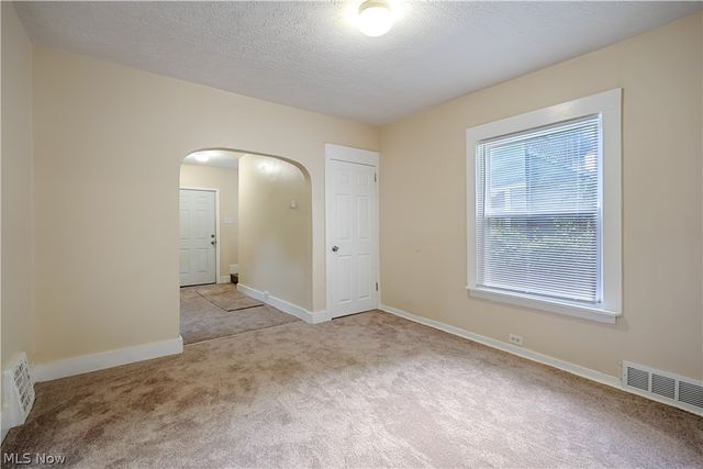 1152 Manning Avenue, Akron, OH 44307