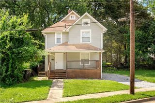 1152 Manning Avenue, Akron, OH 44307