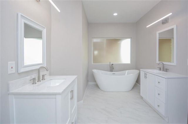 12328 N Chestnut Hills Drive, Conroe, TX 77303