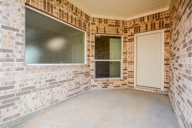 12328 N Chestnut Hills Drive, Conroe, TX 77303