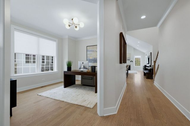 567 Hannah Lane, Hinsdale, IL 60521