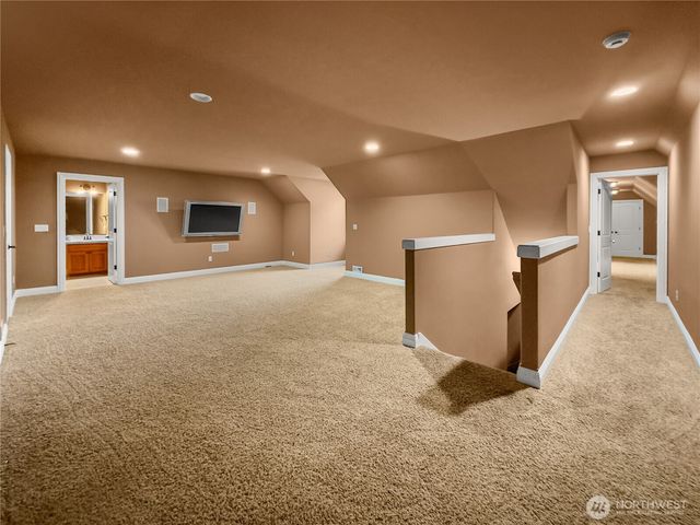 6712 94th Street E, Puyallup, WA 98371