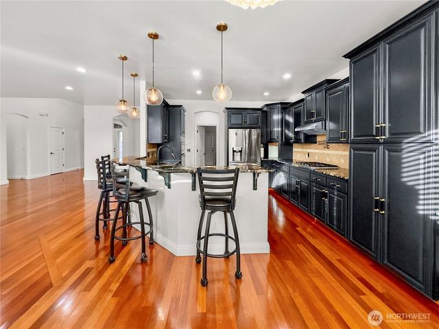 6712 94th Street E, Puyallup, WA 98371