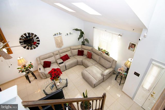 6 ASH CT, Sicklerville, NJ 08081