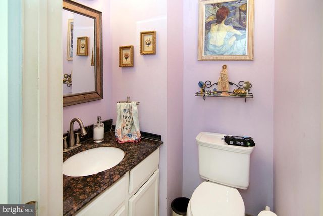 6 ASH CT, Sicklerville, NJ 08081