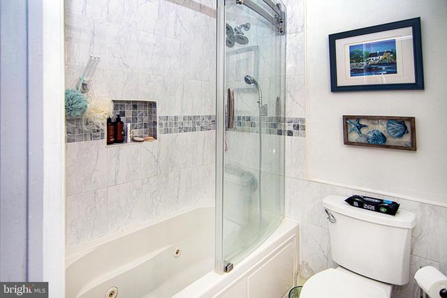 6 ASH CT, Sicklerville, NJ 08081