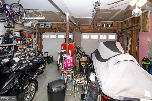 6 ASH CT, Sicklerville, NJ 08081