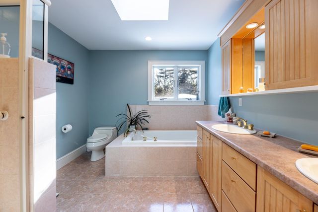 10 Dairy Lane, Hanover, NH 03755