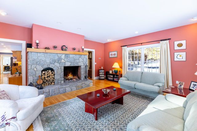 10 Dairy Lane, Hanover, NH 03755