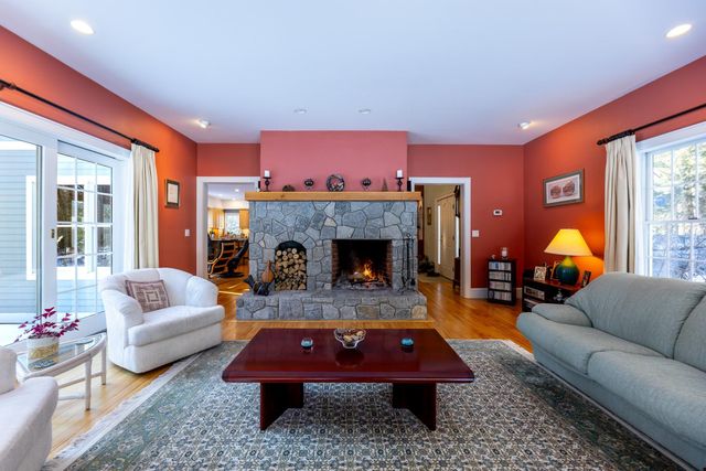 10 Dairy Lane, Hanover, NH 03755