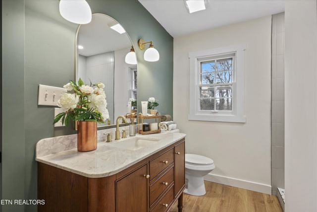 609 Coventry Rd, Knoxville, TN 37923