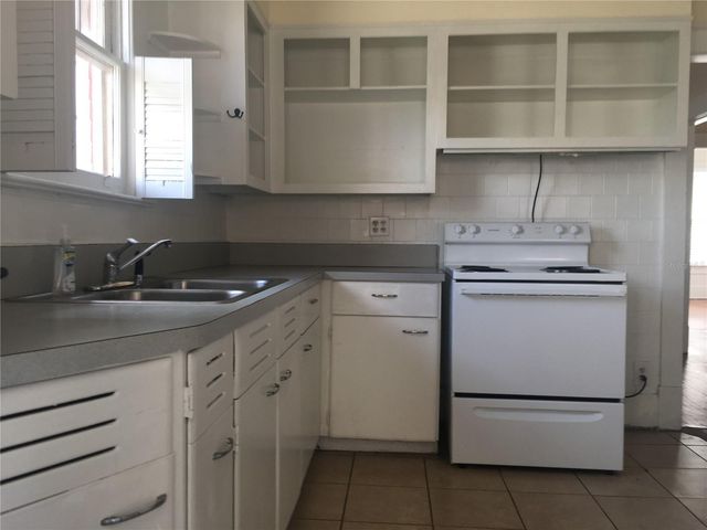 113 E VANDERBILT STREET, Orlando, FL 32804