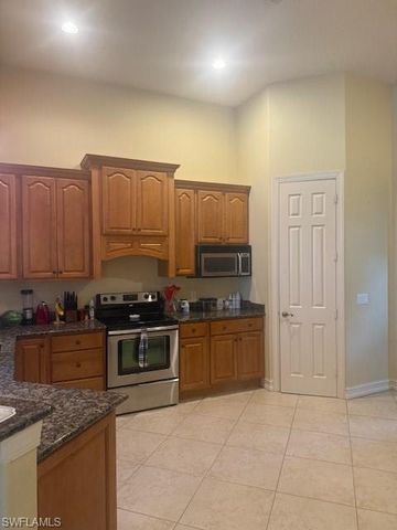 361 Everglades BLVD N, Naples, FL 34120