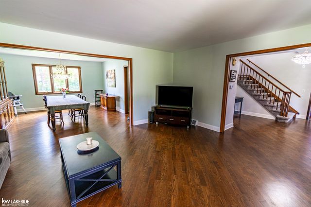 37900 Saddle Lane, Clinton Twp, MI 48036