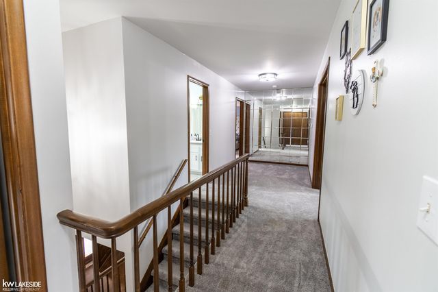 37900 Saddle Lane, Clinton Twp, MI 48036