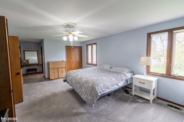 37900 Saddle Lane, Clinton Twp, MI 48036
