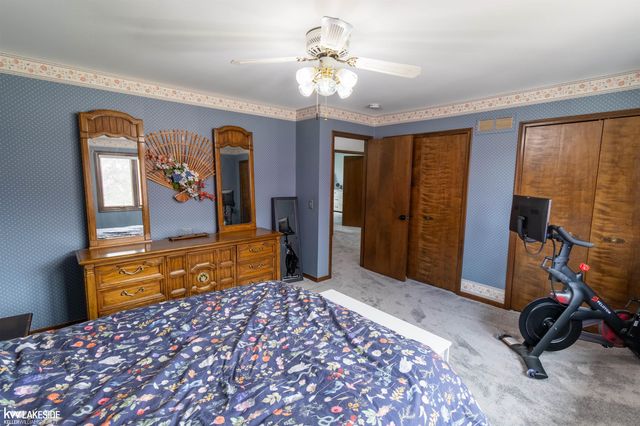 37900 Saddle Lane, Clinton Twp, MI 48036