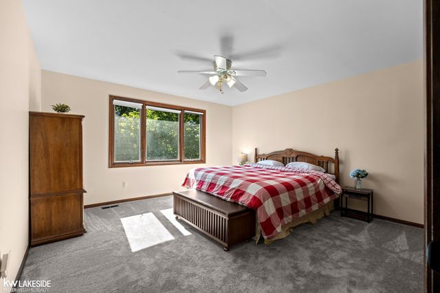 37900 Saddle Lane, Clinton Twp, MI 48036