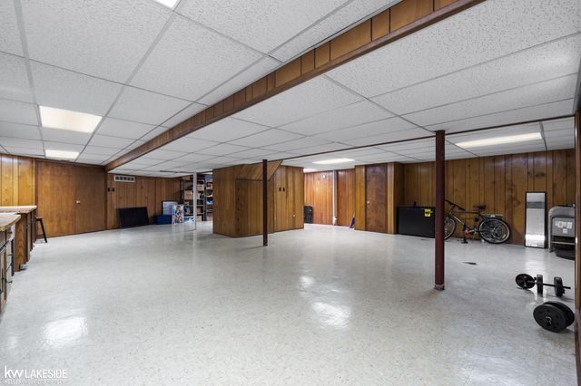 37900 Saddle Lane, Clinton Twp, MI 48036