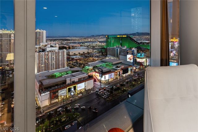 3722 South Las Vegas Boulevard 2402, Las Vegas, NV 89158