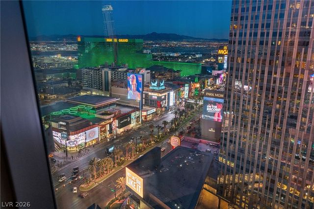 3722 South Las Vegas Boulevard 2402, Las Vegas, NV 89158