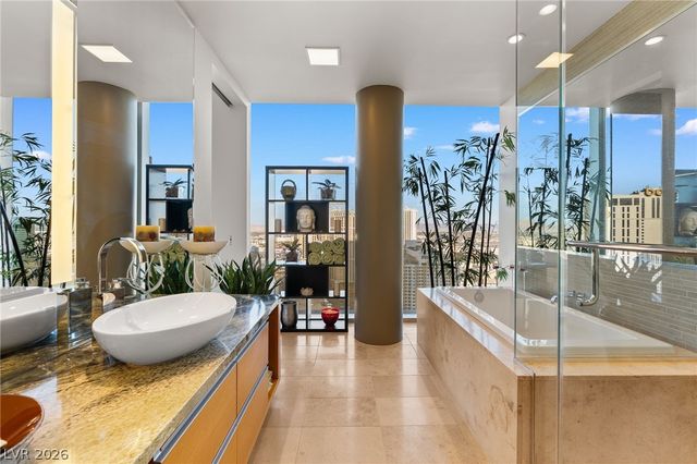 3722 South Las Vegas Boulevard 2402, Las Vegas, NV 89158