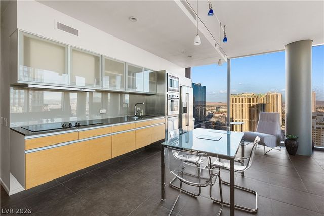 3722 South Las Vegas Boulevard 2402, Las Vegas, NV 89158