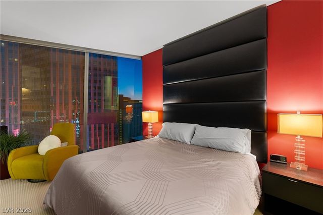 3722 South Las Vegas Boulevard 2402, Las Vegas, NV 89158