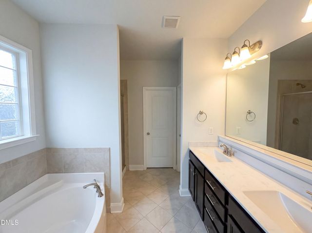 4153 Weavers Pond Drive, Zebulon, NC 27597