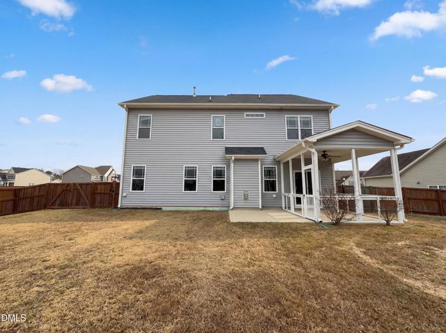 4153 Weavers Pond Drive, Zebulon, NC 27597