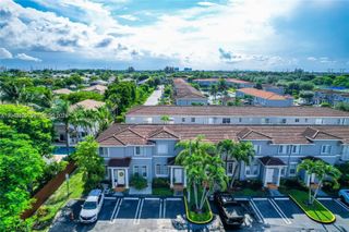 5245 NW 112th Ave 8, Doral, FL 33178