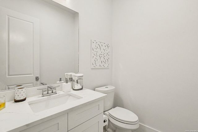 13 LISER GLN, San Antonio, TX 78257