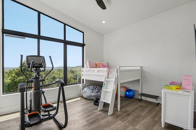 13 LISER GLN, San Antonio, TX 78257