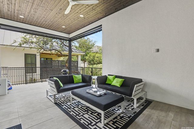 13 LISER GLN, San Antonio, TX 78257