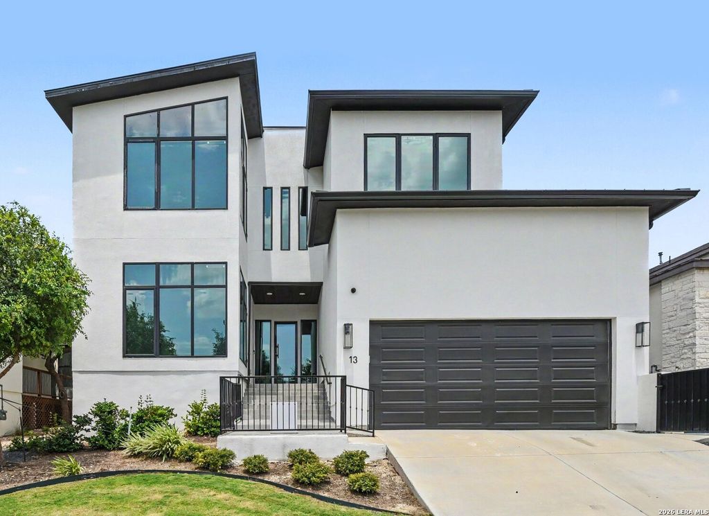 13 LISER GLN, San Antonio, TX 78257