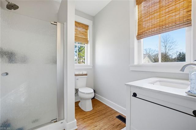 448 Sandberg LN, Cardinal, VA 23025