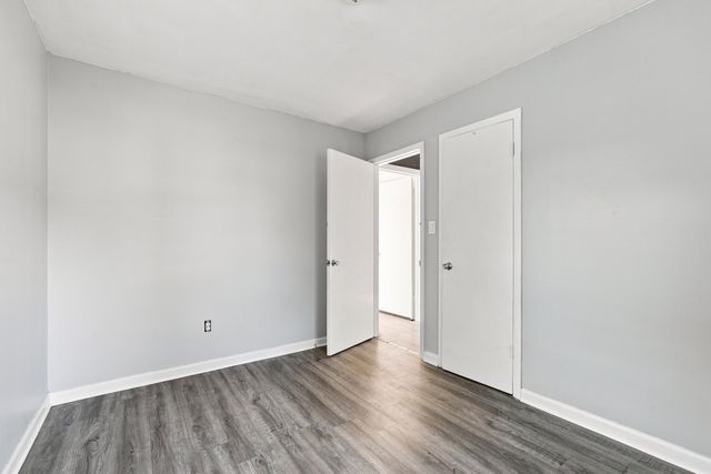 350 Clark Road, Gary, IN 46406