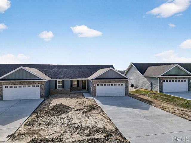 278 Railroad, Moscow Mills, MO 63362