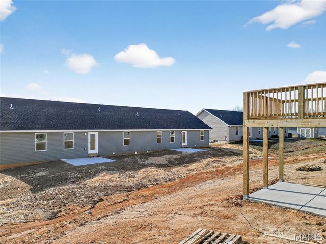 278 Railroad, Moscow Mills, MO 63362