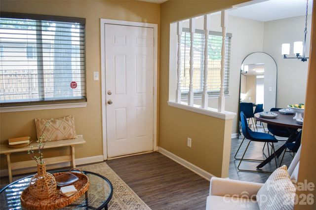 7526 Holly Grove Court, Charlotte, NC 28227