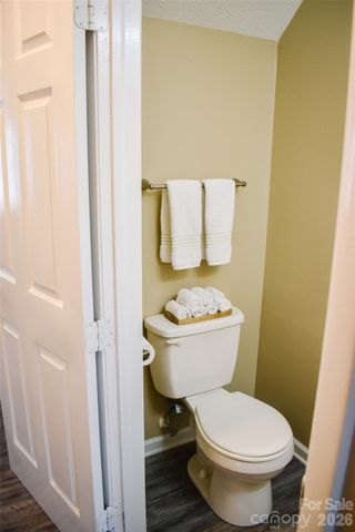 7526 Holly Grove Court, Charlotte, NC 28227