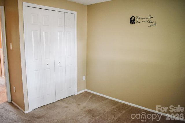 7526 Holly Grove Court, Charlotte, NC 28227