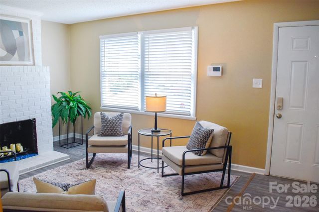 7526 Holly Grove Court, Charlotte, NC 28227