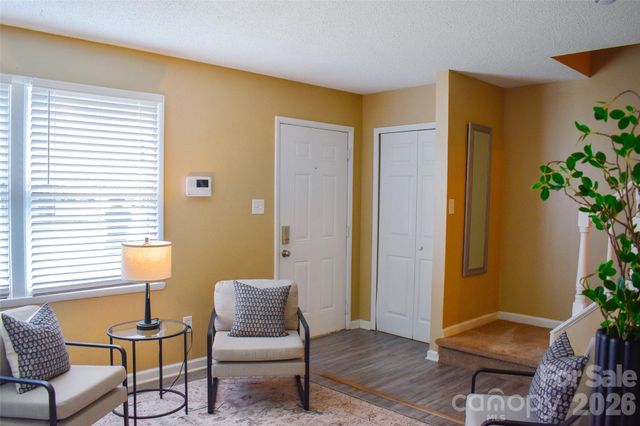 7526 Holly Grove Court, Charlotte, NC 28227