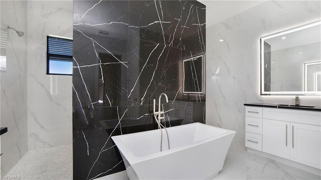 2343 Oil Well RD, Naples, FL 34120