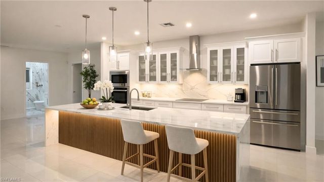 2343 Oil Well RD, Naples, FL 34120