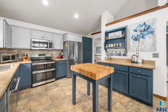 3604 W 90th St, Sioux Falls, SD 57108