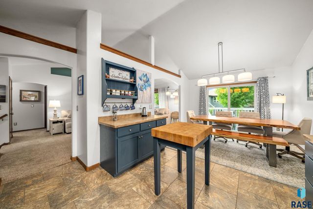 3604 W 90th St, Sioux Falls, SD 57108