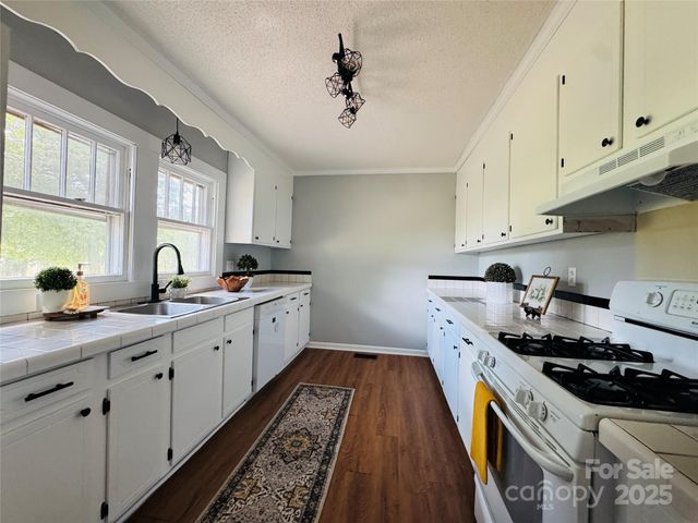 7660 Pop Basinger Road, Rockwell, NC 28138