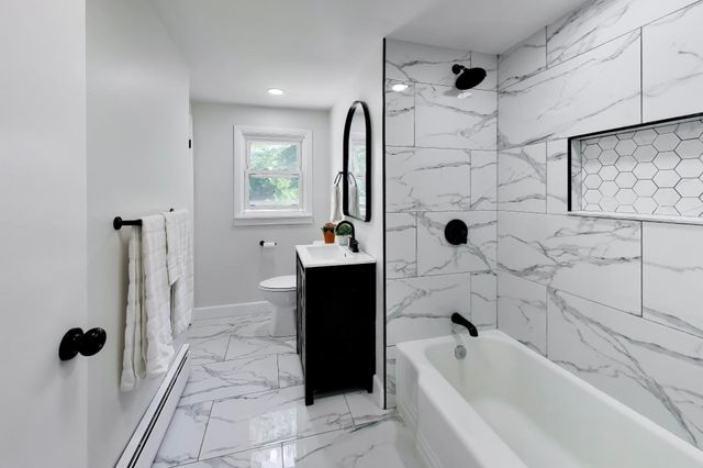 1156 Washington St, Walpole, MA 02081